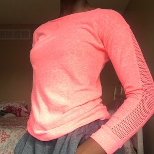Cute orange pink tee perfect for Fall!🍁